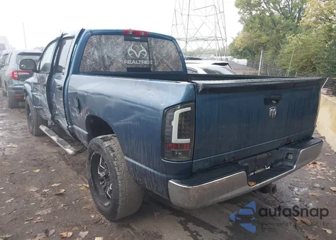 2006 Dodge Ram 1500 Slt/Trx4 Off Road/Sport из США, поврежденный, VIN 1D7HU18286S553663
